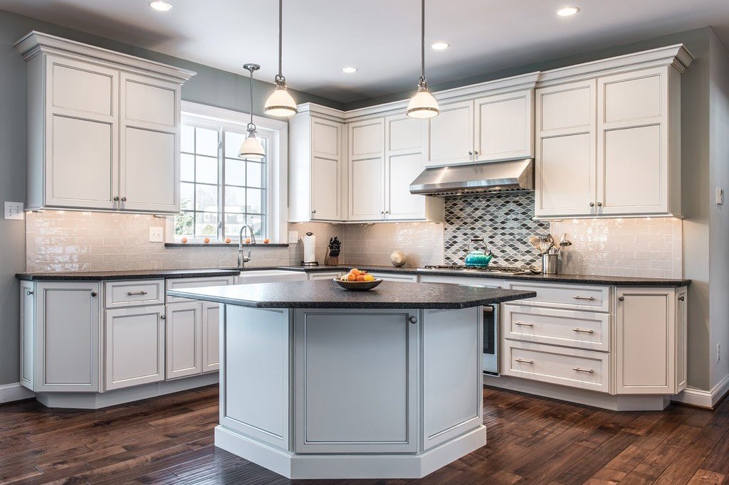 Paoli glazed octagon island kitchen remodel